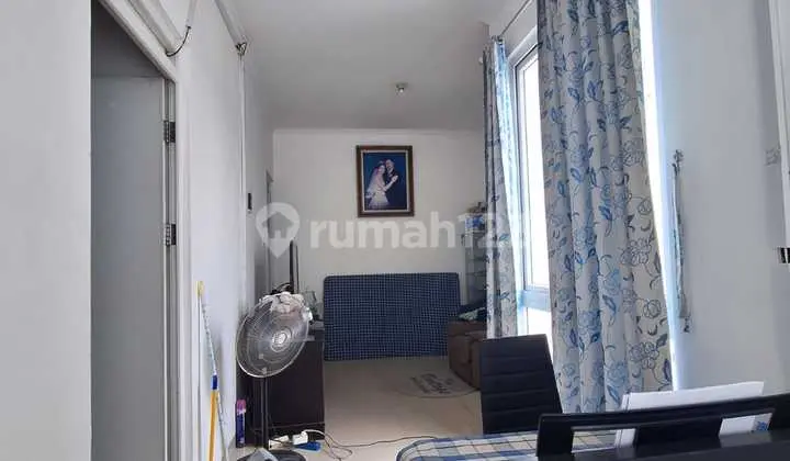 ruang keluarga rumah di villa bogor indah