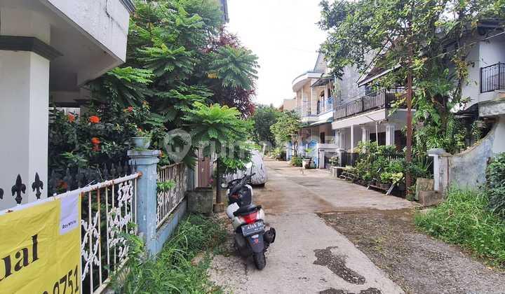 tampak depan dijual rumah di laladon indah