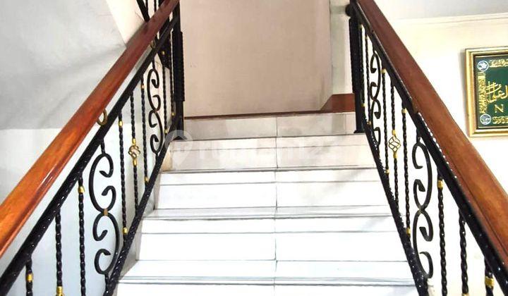 foto lainnya rumah 2 lantai di griya