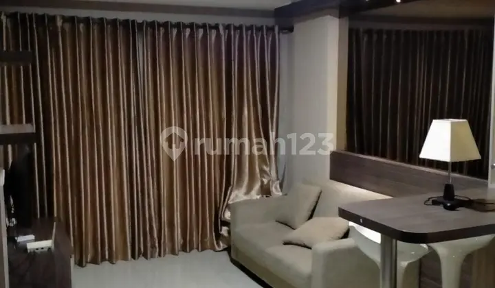 ruang keluarga apartemen gateway pasteur 2 kamar