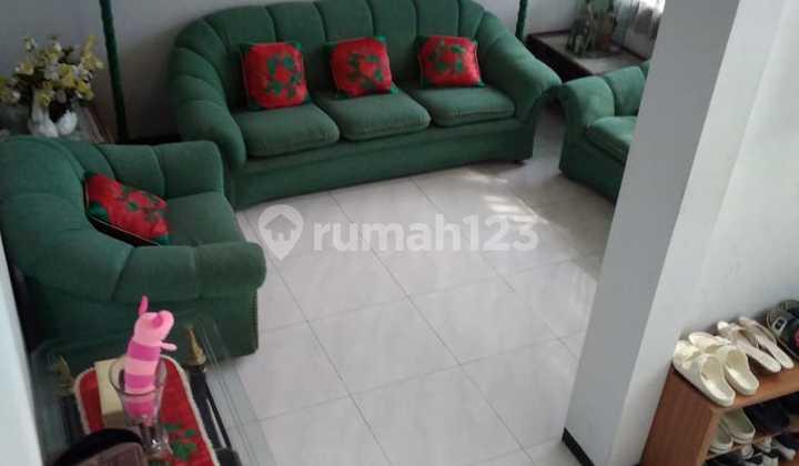 ruang tamu rumah di terusan sukadamai, nyaman,