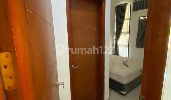 kamar tidur rumah minimalis modern lokasi strategis