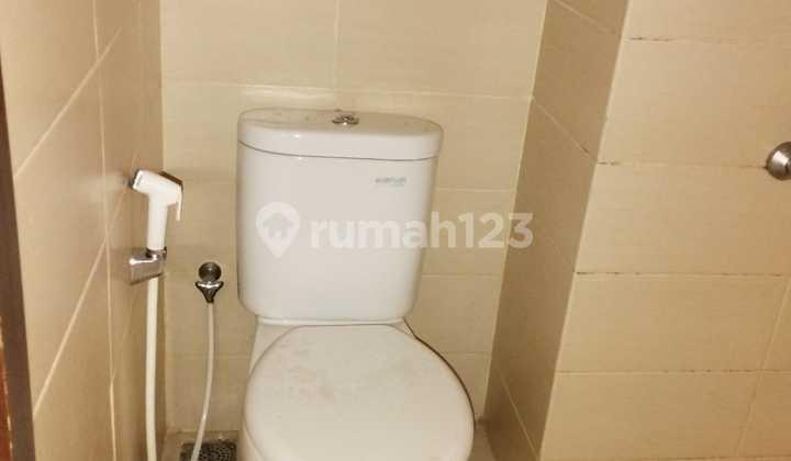 kamar mandi apartemen saveria 1 br ,