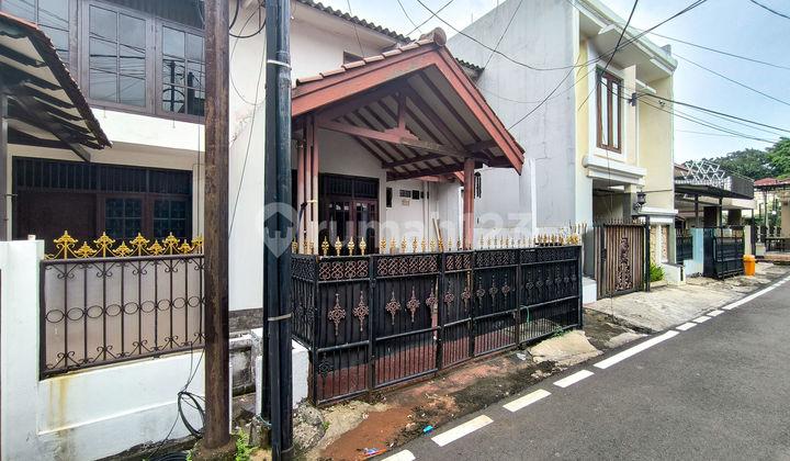 tampak depan rumah bebas banjir 15 menit
