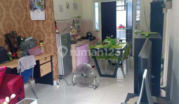 ruang makan rumah hook cluster grand cibubur