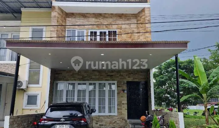 tampak depan dijual cepat rumah 3lt grand