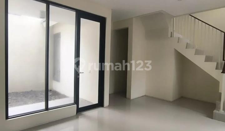 ruang keluarga rumah northwest lake park central