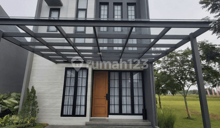 tampak depan rumah baru 2 lantai di