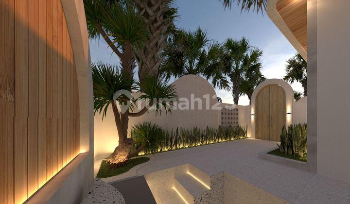tampak depan villa fully furnished design mediterranean