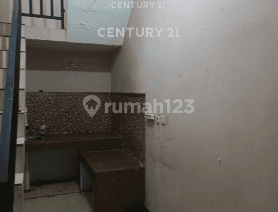 dapur rumah strategis di permata depok
