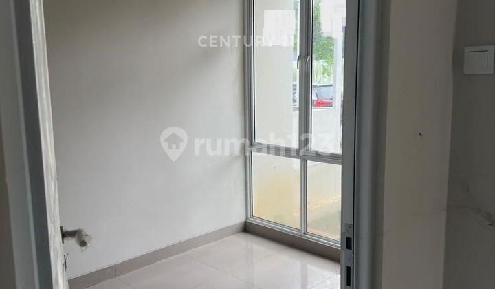 kamar tidur rumah di citraland cibubur cileungsi