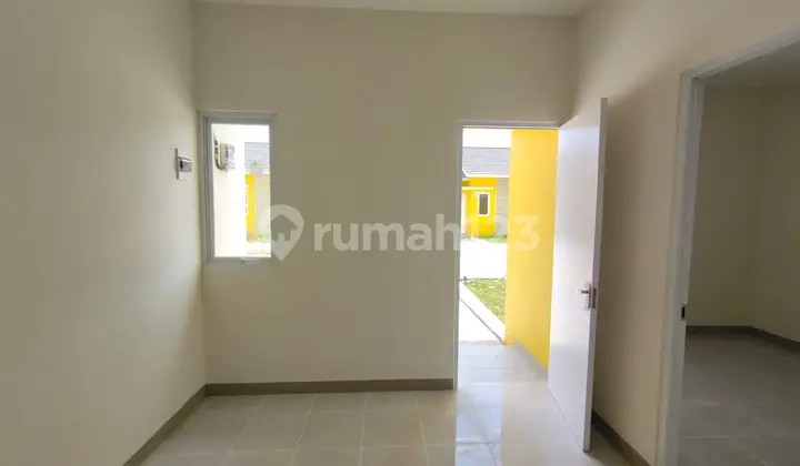 ruang keluarga dijual rumah baru di victoria