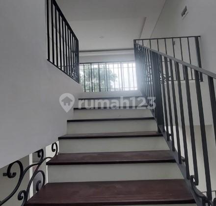 foto lainnya megapolitan, cinere-depok. rumah siap huni