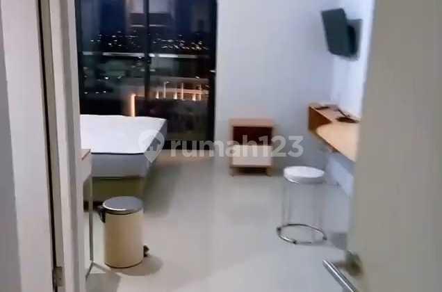 kamar tidur apartemen uc- tower denver studio