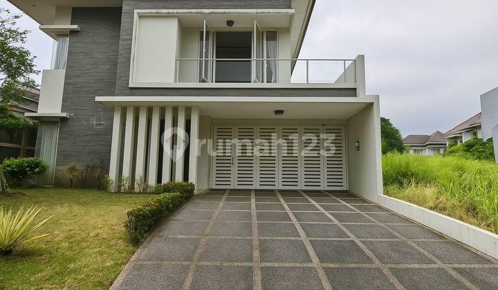 tampak depan jual rumah di sentul kawasan