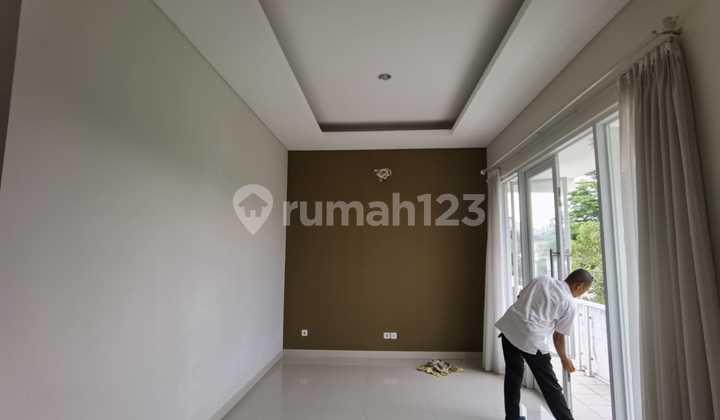 kamar tidur jual rumah di sentul kawasan