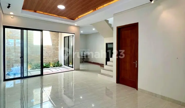 ruang keluarga rumah baru 2 lt. dekat