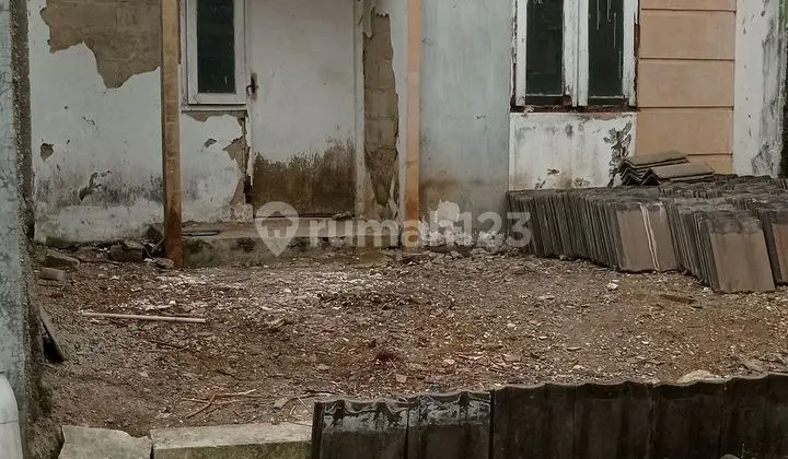 tampak depan dijual cepat rumah murah di