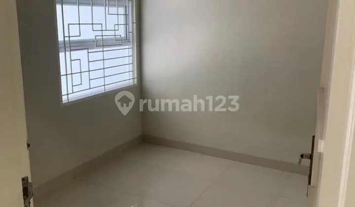 foto lainnya dijual rumah di mutiara sentul