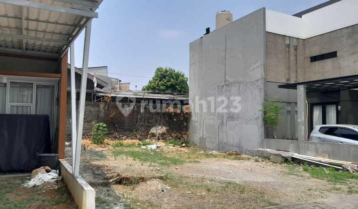 tampak depan tanah kavling di perumahan syamsa