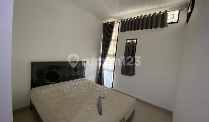 kamar tidur rumah murah full furnished di