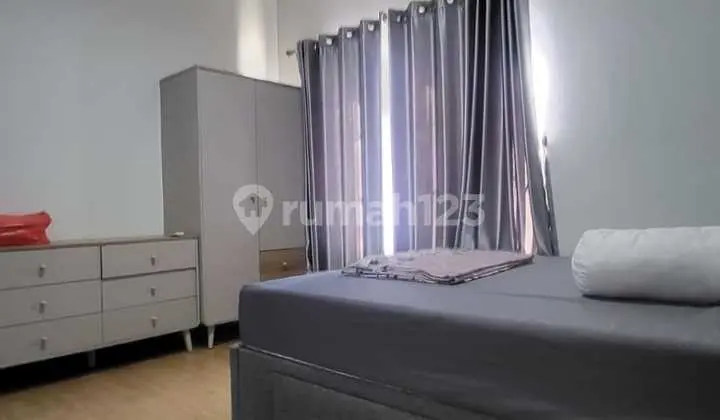 kamar tidur rumah baru siap huni dekat