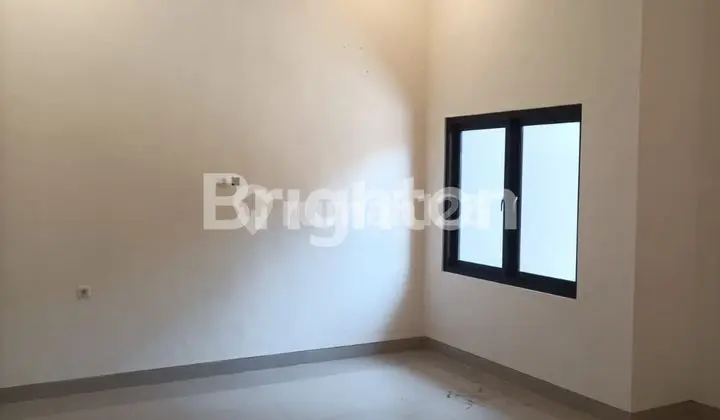 kamar tidur rumah bagus terawat manyar tirtomoyo