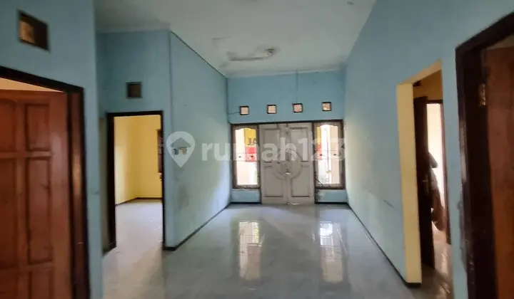 ruang keluarga dijual rumah wiyung permata safira