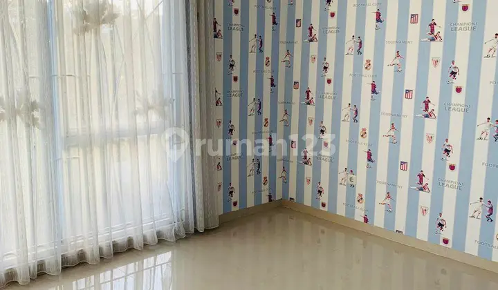 kamar tidur rumah baru renovasi view gunung