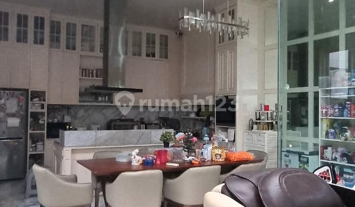 ruang makan dijual rumah di cluster whitsand
