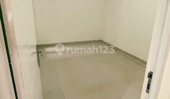 kamar tidur rumah bagus hadap utara di