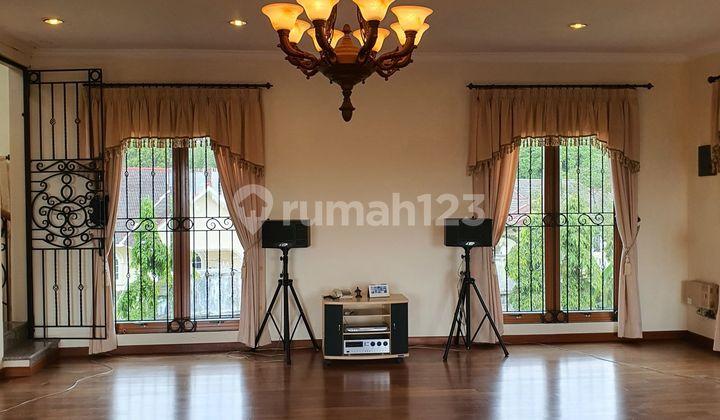 ruang keluarga cepat villa coolibah, cimacan-cipanas, puncak