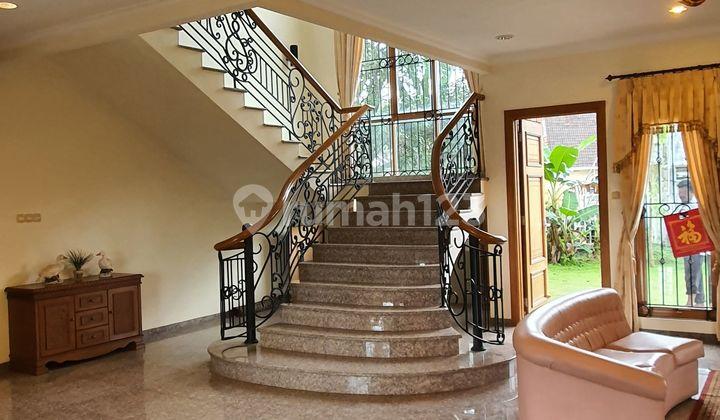 ruang tamu cepat villa coolibah, cimacan-cipanas, puncak