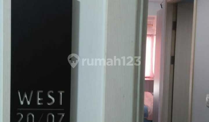 ruang tamu dijua apartemen urbano lengkap siap