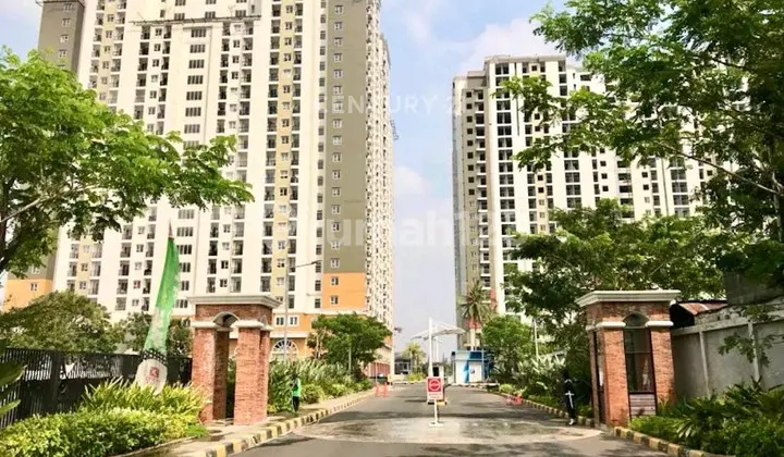 tampak depan apartemen strategis di cinere resort