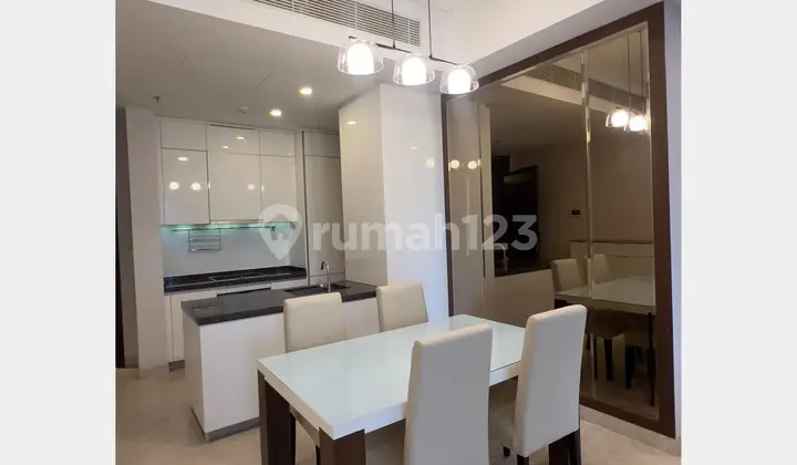 ruang makan apartment anandamaya residences 2 br