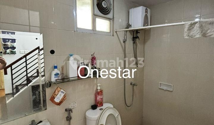 kamar mandi dijual rumah semi furnish cluster