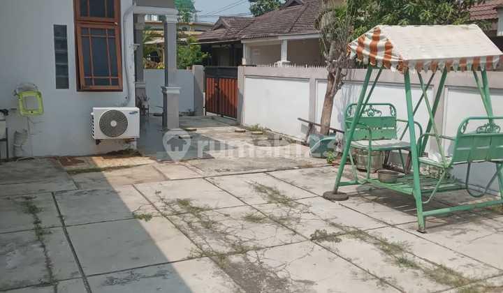 garasi/carport rumah clasik murah hoek di