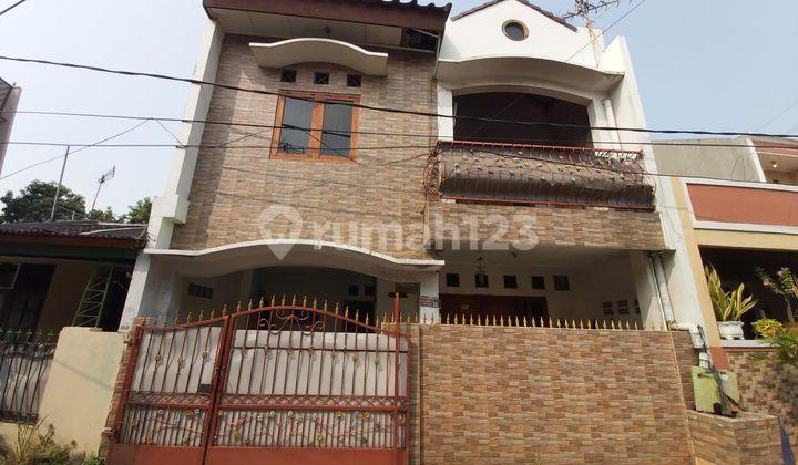 tampak depan dijual murah dan cepat rumah