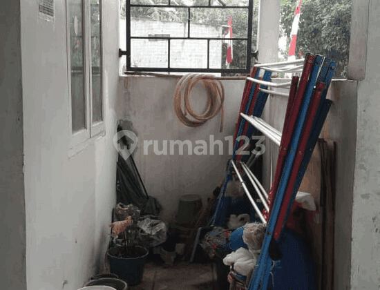 foto lainnya rumah strategis dekat stasiun di
