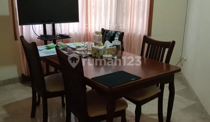 foto lainnya rumah mewah hook strategis di