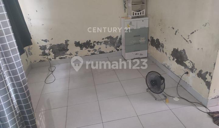 kamar tidur rumah dekat pemda di nirwana