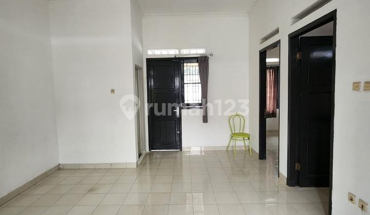 ruang tamu rumah strategis hanya 5 menit