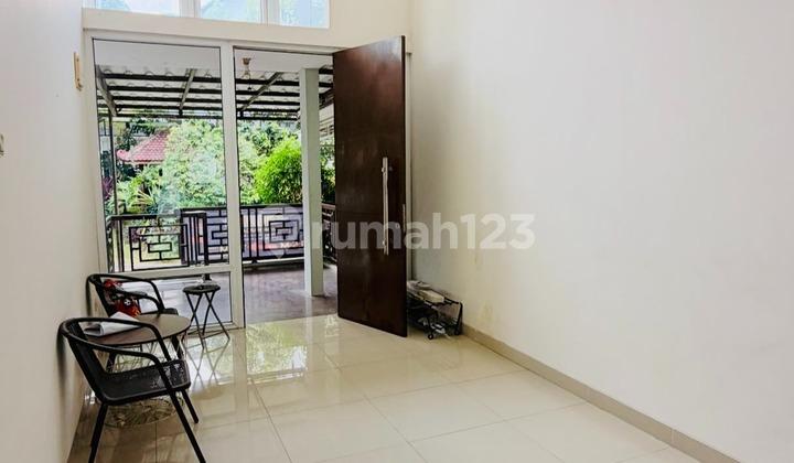 ruang tamu hunian ekslusif tenang & nyaman