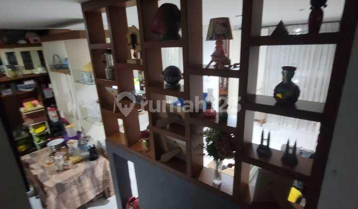 foto lainnya dijual rumah 2. lt di