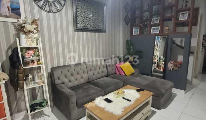 ruang tamu dijual rumah 2. lt di