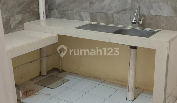 dapur rumah tipe 72/72 shm taman