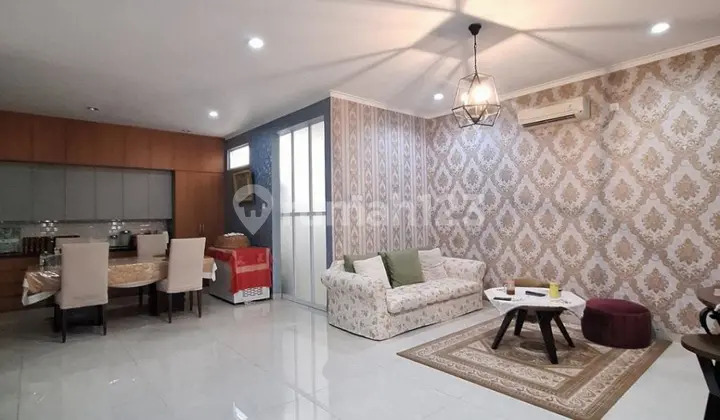 ruang keluarga rumah bagus sudah renovasi di