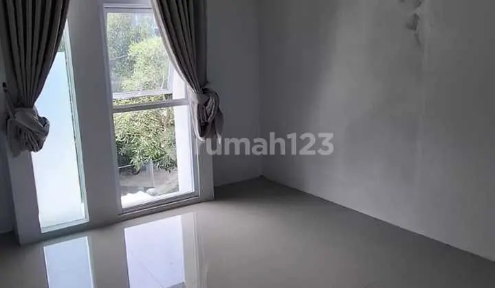 kamar tidur rumah depok siap huni 5