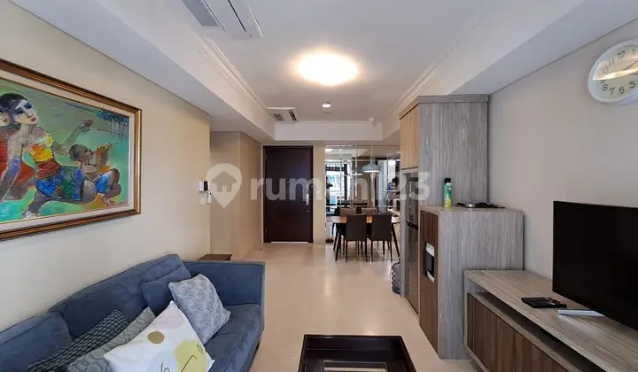 ruang tamu disewakan luxury apartment lokasi strategis